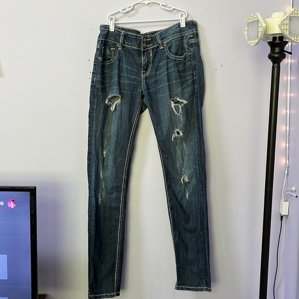 Older Vigoss Jeans. Size 29 mid-low rise.